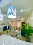Piper's Pad-Cozy 2-bedroom - Near the Airport - Air-Conditioned. WIFI - Kitchen. Hotel a Sibulan