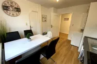 Charmante Altbauwohnung an der Kesselschleuse 3