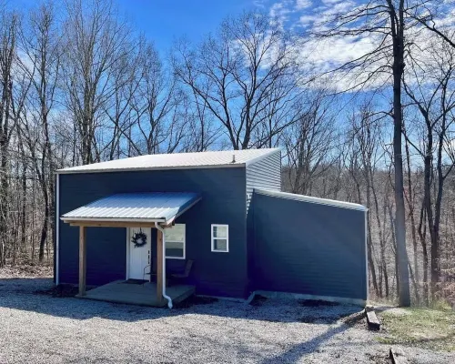 The Treetop Retreat Family Getaway in Scenic Hocking Hills 로건 호텔