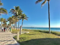 Deerfield Beach Townhouse- 2 Blocks to Deerfield Beach - 3 ดาว