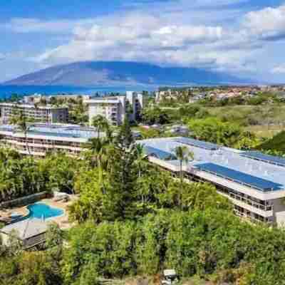 Signature Residences at Maui Banyan Hotel Exterior