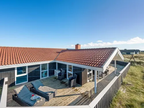 "Jaana" - 10m from the sea - Pool