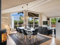 "Yngve" - 3.5km from the sea