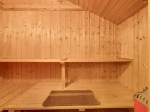 "Aamu" - 300m to the Fjord