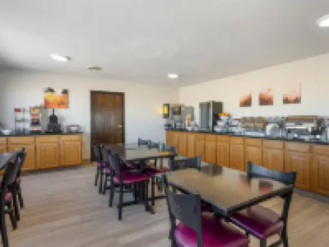 Quality Inn & Suites Fillmore I-15 Hotels in Fillmore