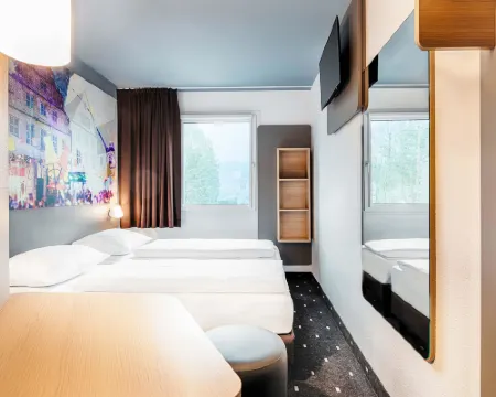 布勒費爾德東B&B 酒店 比勒費爾德酒店