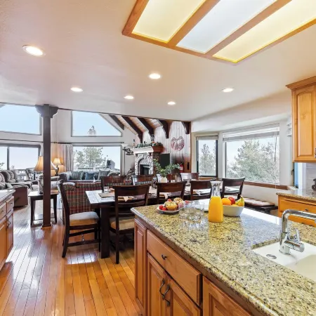 6Bdr Group Retreat Decks w Incredible Views Starry Heights by AvantStay