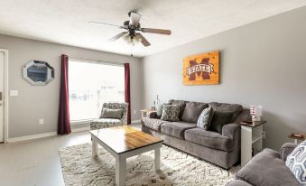 Bulldog Academy 2bd 2ba Townhome Near MSU