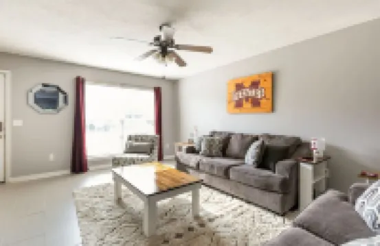 Bulldog Academy 2bd 2ba Townhome Near MSU