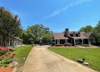 Hot tub*Prvt Lake*Land*Nature* up to14.ppl - Weddings/Retreats Rates