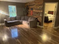 Pet Friendly Home wooded setting 3000 Sq ft