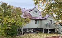 The Farmhouse - Clean, Comfortable, and Affordable! - Boutique