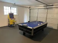 Cozy Home With Sunroom Hotels in Porterville