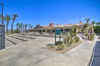 Patio + Pool Access: Stunning Palm Desert Townhome - Jacuzzi
