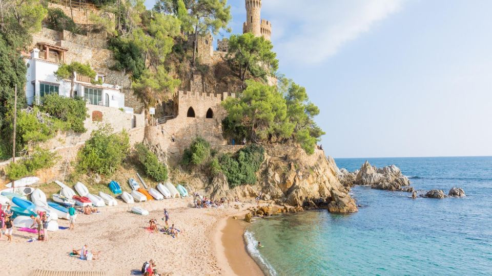 Apartment in Lloret de Mar near Beach