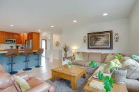 Modern Creekside Home 9 Mi to Downtown Denver - spa