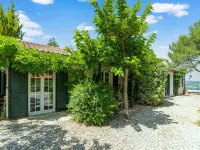 Charming Villa Stay Near Limoux فنادق في 