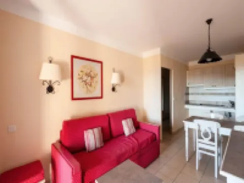 2 Room Apartment 4 People - Comfort 馬勒莫爾住宿飯店