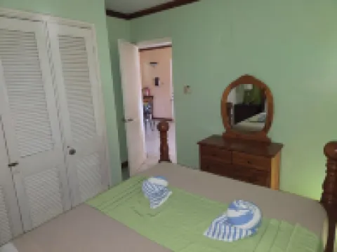 NEGRIL OCEAN VIEW APARTMENT