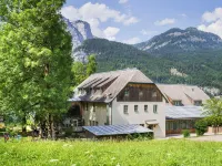 Jufa's im Ausseeland, Inkl. Skipass Hotels in Grundlsee