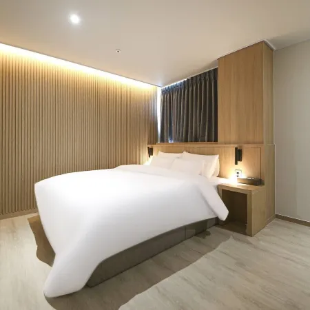 Browndot Hotel Jecheon Hwasan Branch Отели рядом с достопримечательностью «Храм Сонхваса»