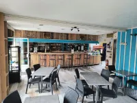 瑪麗加蘭特飯店酒吧餐廳