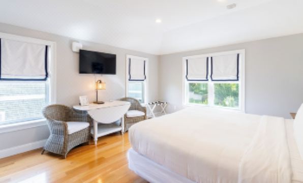 The East Island Reserve Hotel