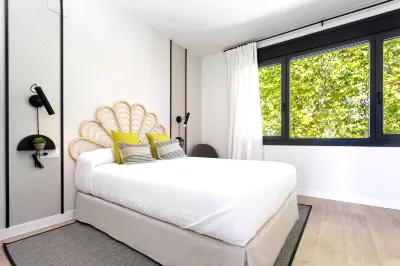 Cozy 1BD apartment with terrace, pool and parking. Arruzafa VI Hotels in El Brillante