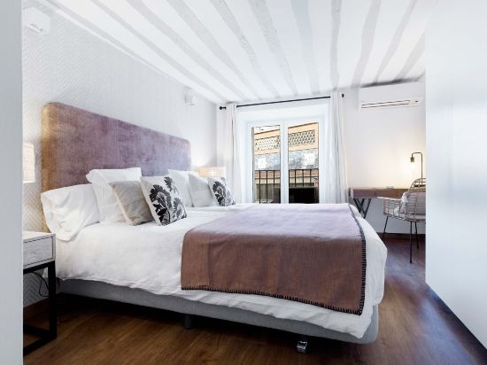 Luxury apartment near La Latina.Plaza de la Cebada