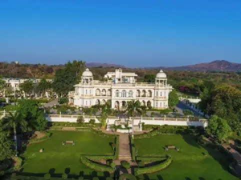 발라람 팰리스 리조트