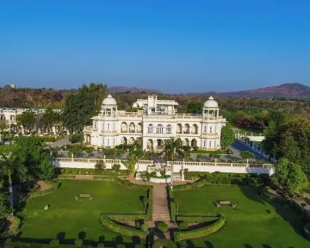 Balaram Palace Resort Hotels in Banaskantha
