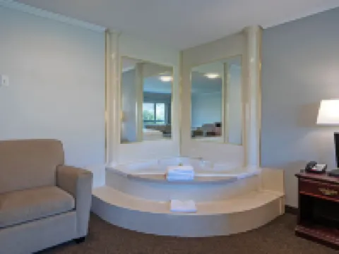 Riverland Inn & Suites Hôtels à : Kamloops