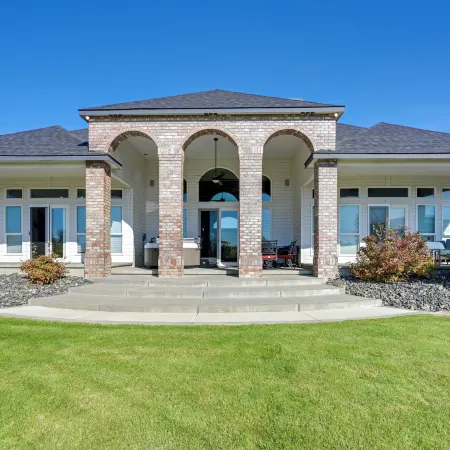 Chic Washington Wine Country Vacation Rental!