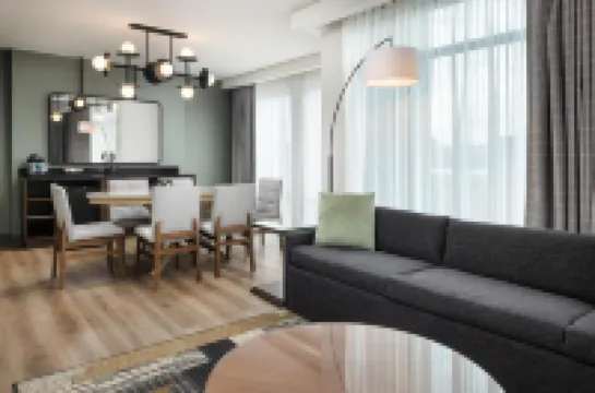 Embassy Suites by Hilton Chattanooga Downtown