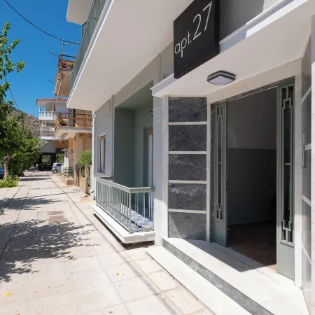 Apt.27-103