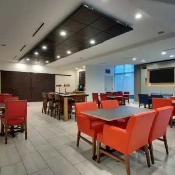 Holiday Inn Express LEXINGTON NORTH-GEORGETOWN by IHG