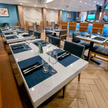 Crowne Plaza ORLANDO-DOWNTOWN by IHG Отели рядом с достопримечательностью «Парк Лейк Эола»