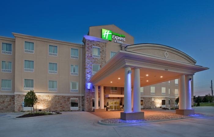 Holiday Inn Express & Suites ST. JOSEPH by IHG
