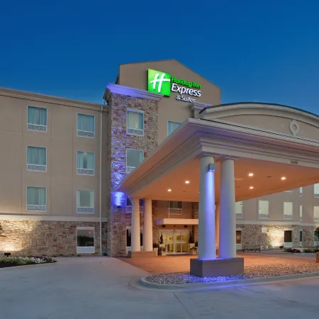 Holiday Inn Express & Suites ST. JOSEPH by IHG