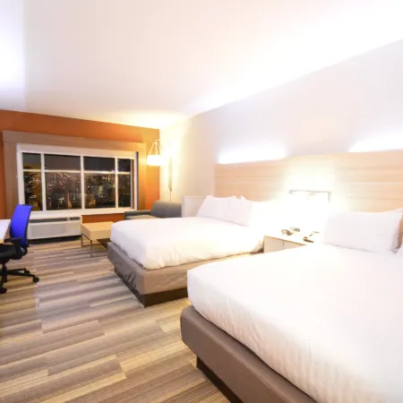Holiday Inn Express & Suites TOLEDO SOUTH - PERRYSBURG by IHG