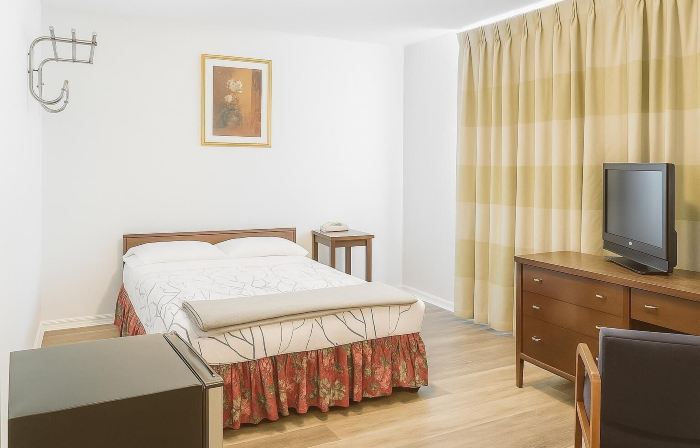 Economy Inn