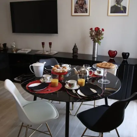 Calefati Gallery Luxury Apartment