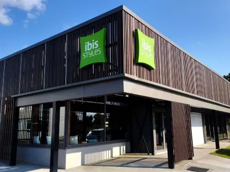 Ibis Styles Rouen Parc Expo Zenith Отели в г. Кевийон