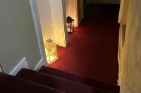 Studio Sleeps 3 - Outdoor Space - Pet Friendly