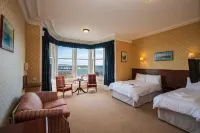 The Stromness Hotel by Paymán Club