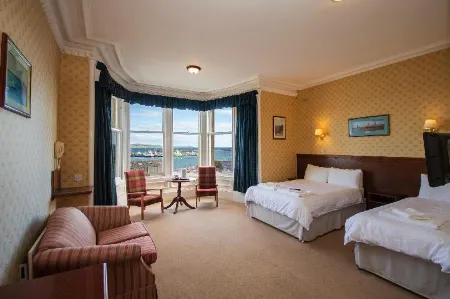 The Stromness Hotel by Paymán Club Отели в г. Stromness