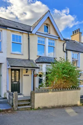 Penmaen House Hotels in Trefor