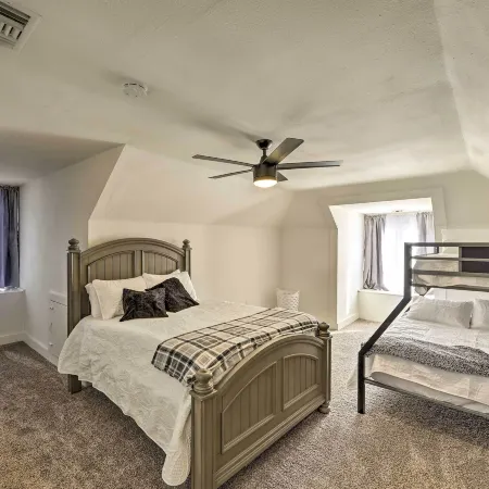 Riverside House w/ Yard ~ 1 Mi to Downtown!