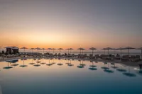 Themis Beach Hotel - Infinity Pools