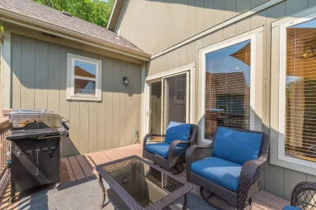 Hickory Hideaway - Communal Pool Access